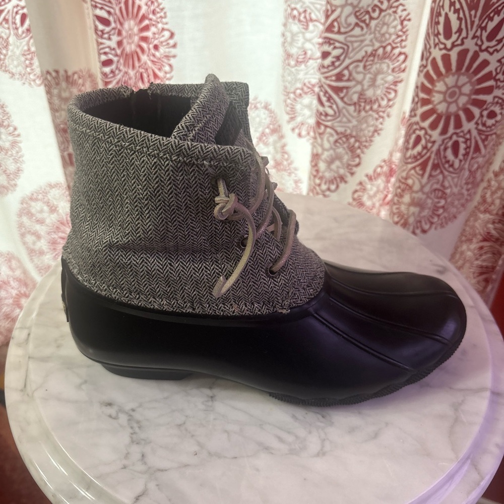 Sperry, Women's Black and Gray Duck Boots